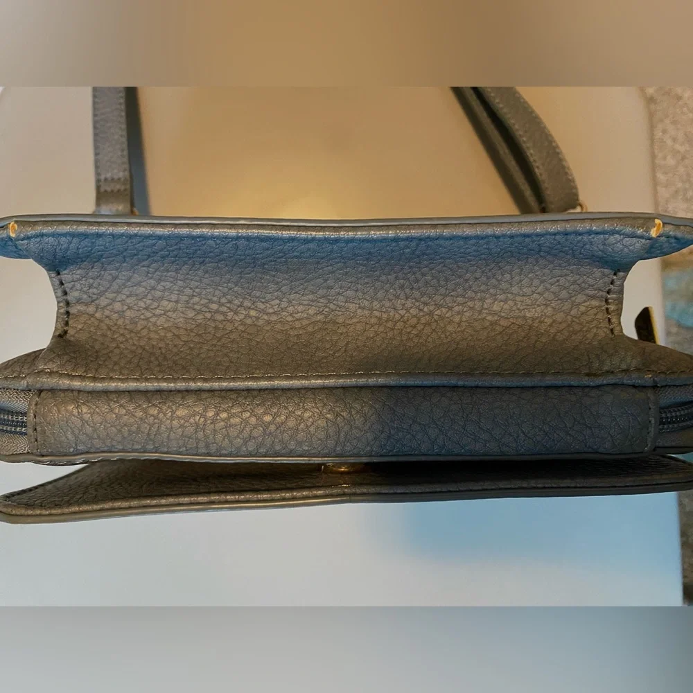 Karla Hanson Madison Organizer Crossbody Bag - Picture 5 of 5